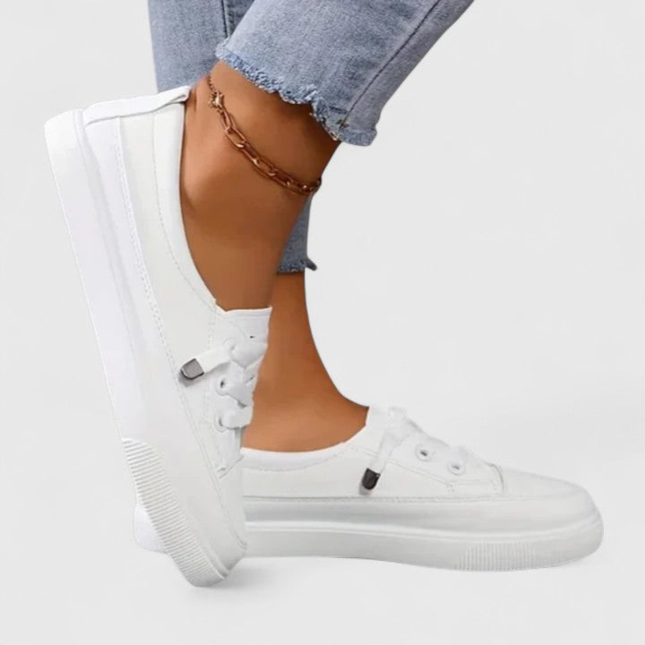 White / 11