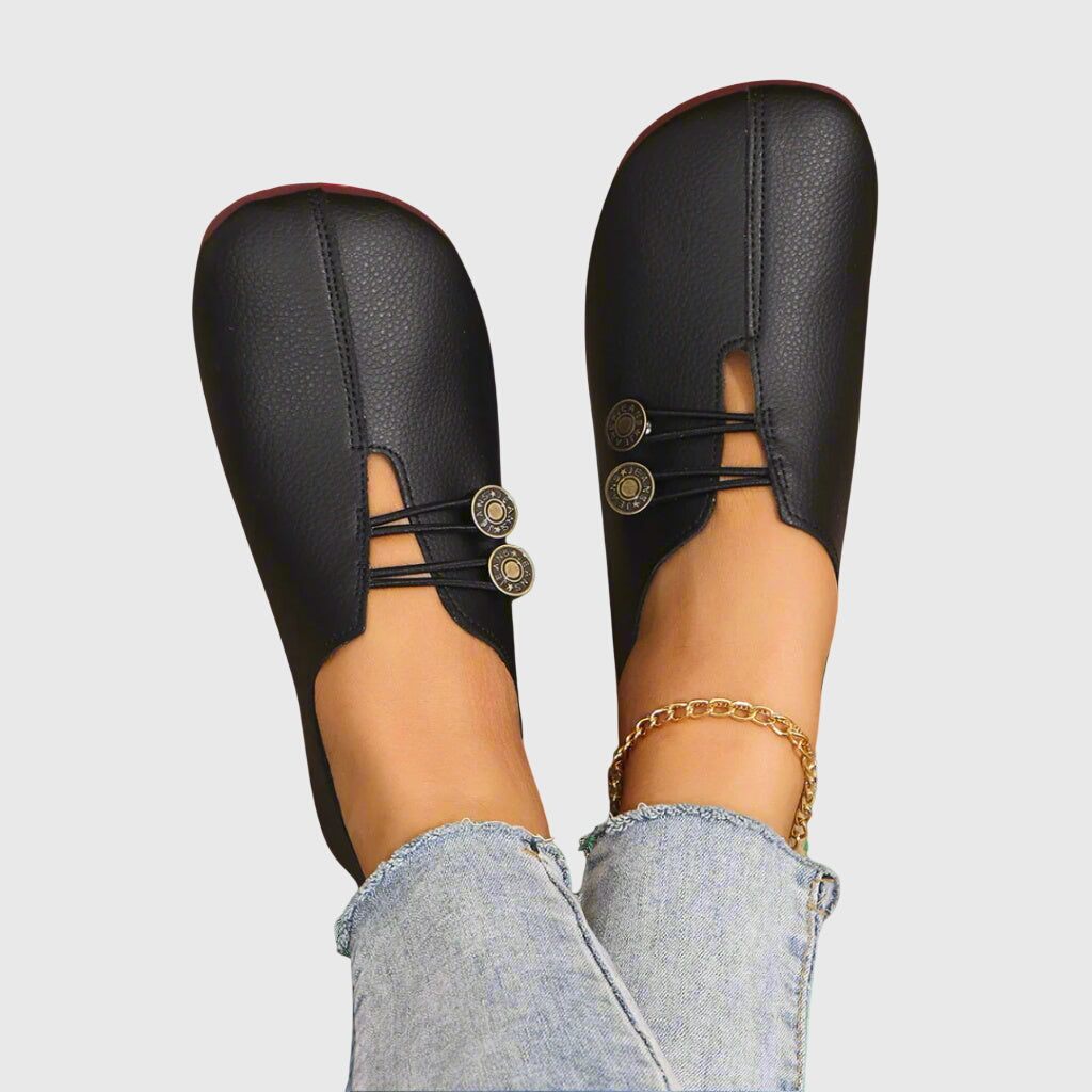Black 2 / 11