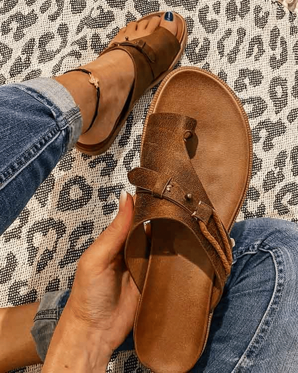 Brown ( Almost Sold Out) / EU 42