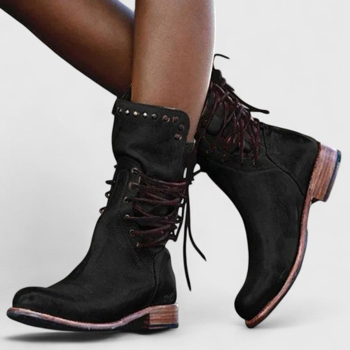 Black / 11