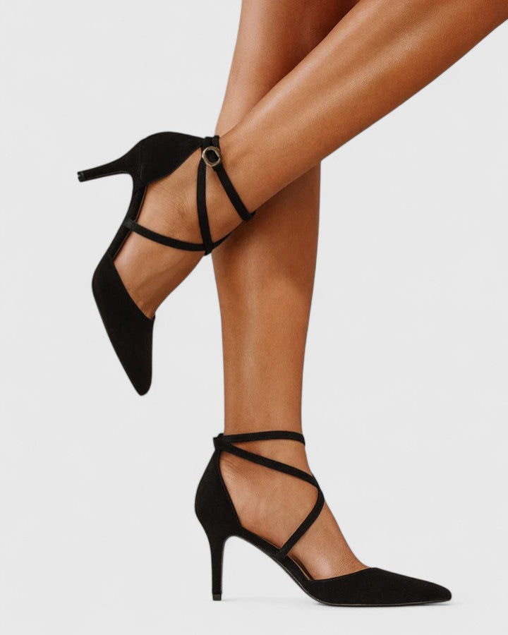 Black / 11