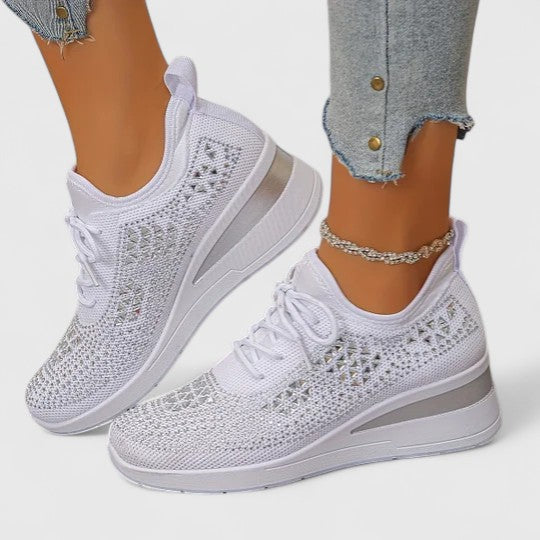 White / 11
