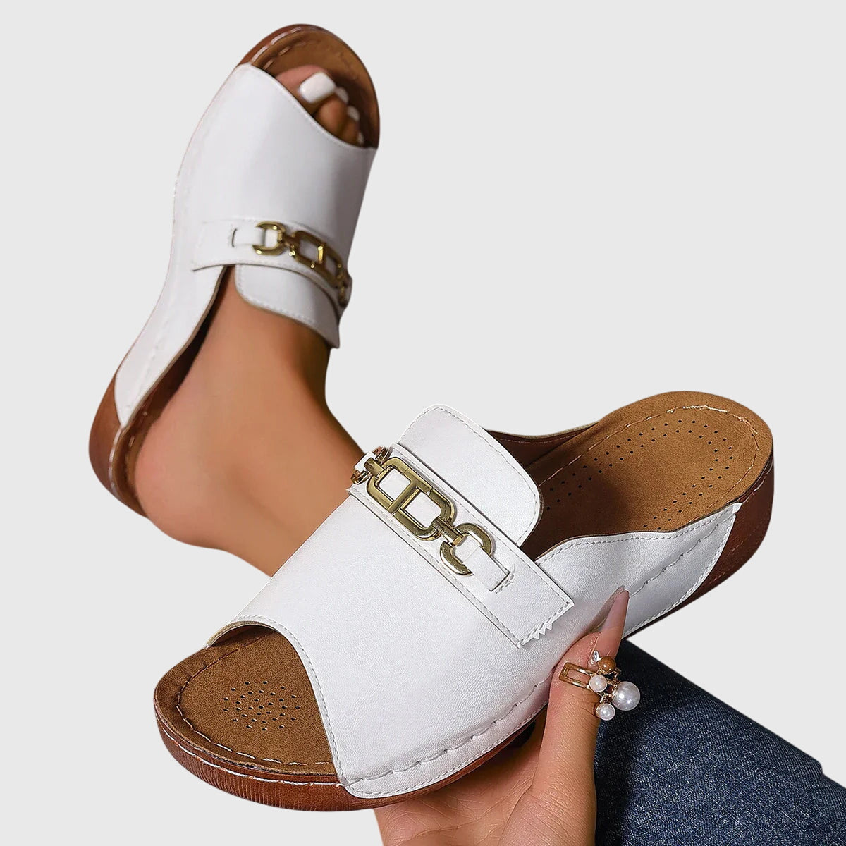 White / 11