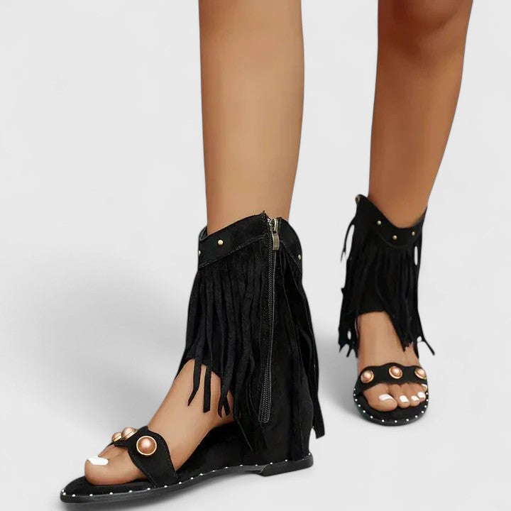Black / 11