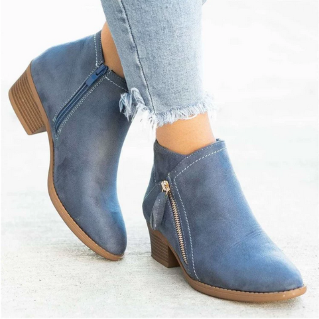 Blue / 11