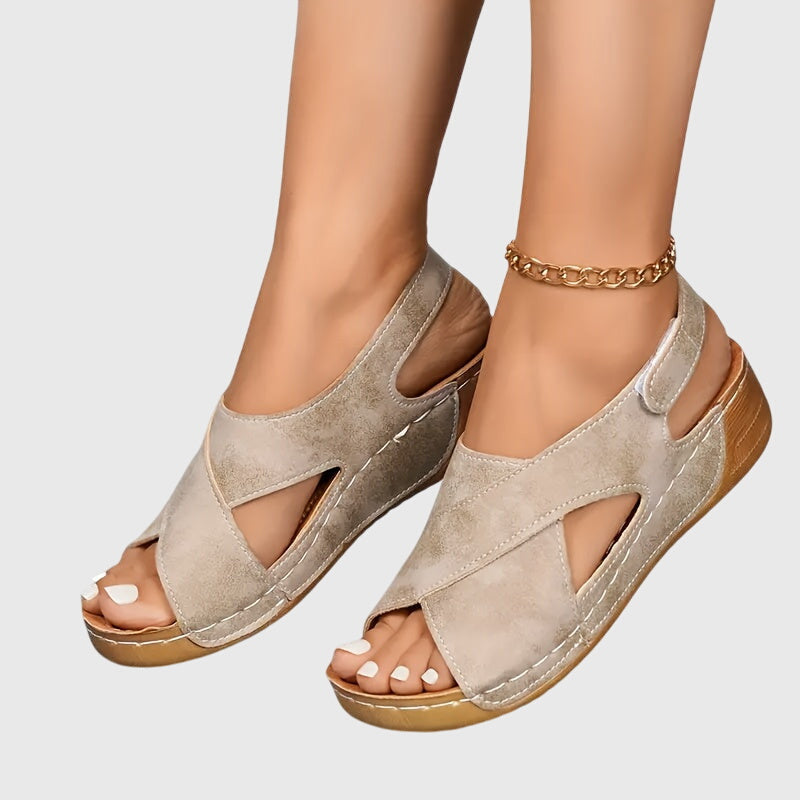 Beige Suede / EU 42