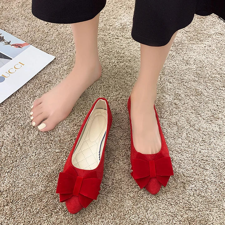 Red / 11