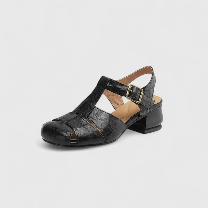Black / 11