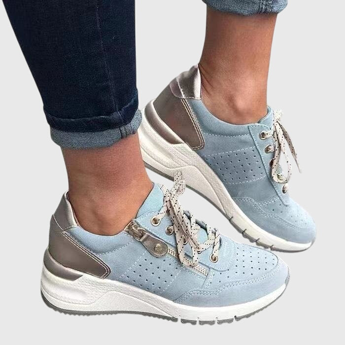 Blue / 11