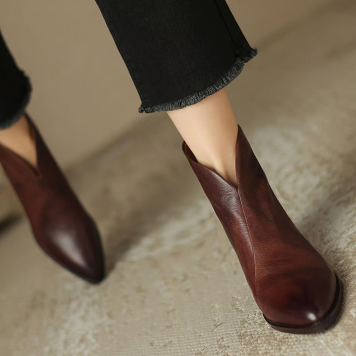 Brown / 11