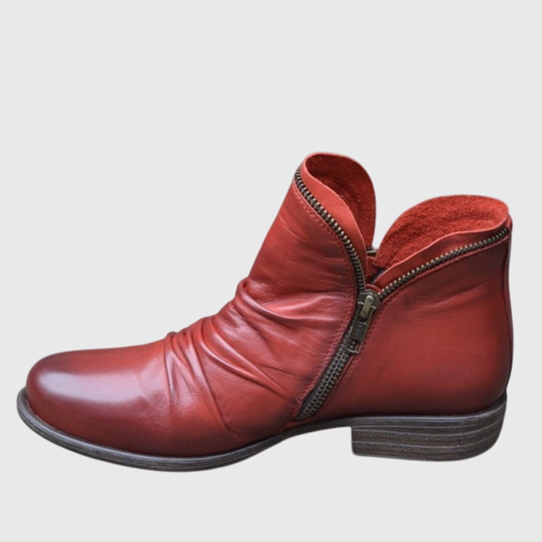 Red / 11