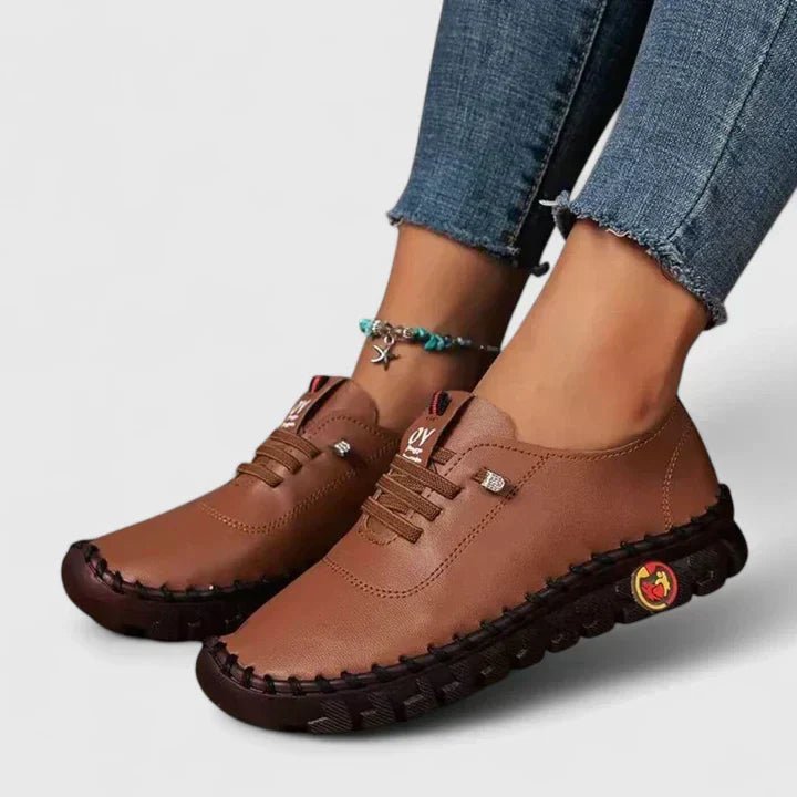 Brown / 11
