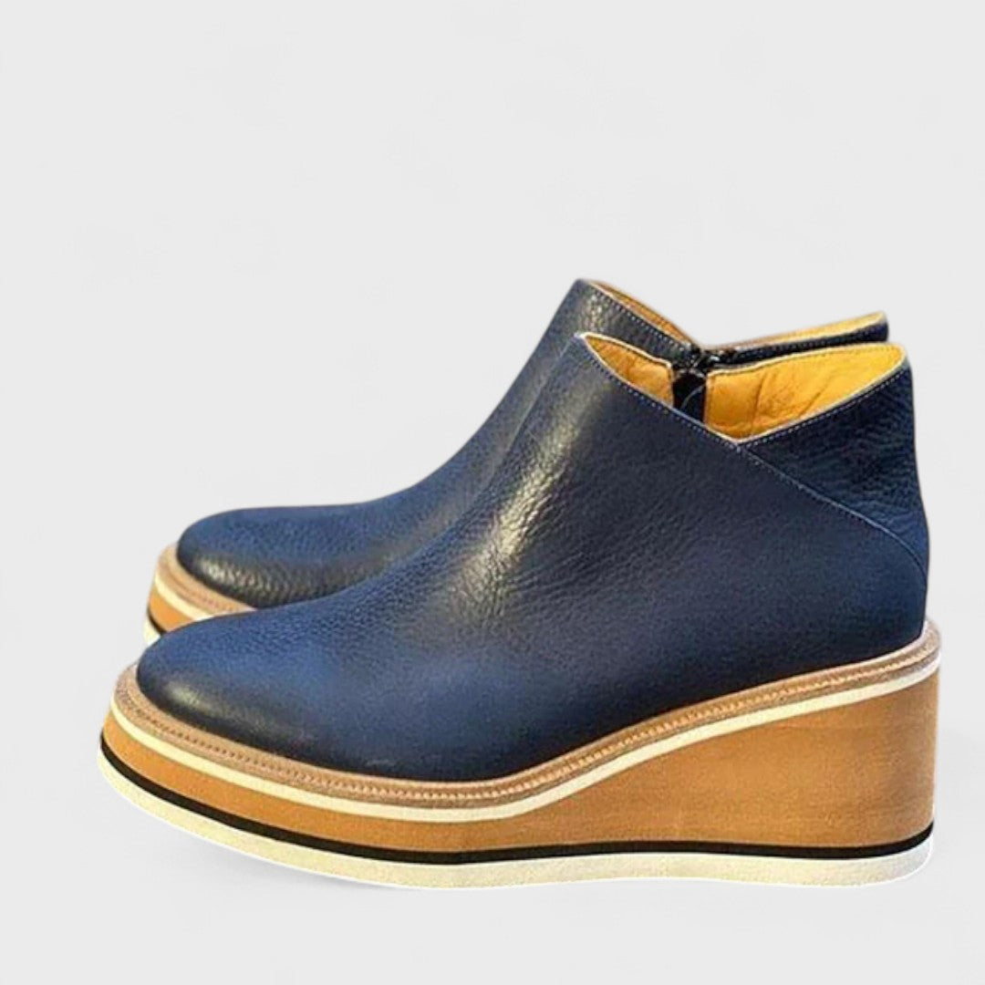 Blue / 11
