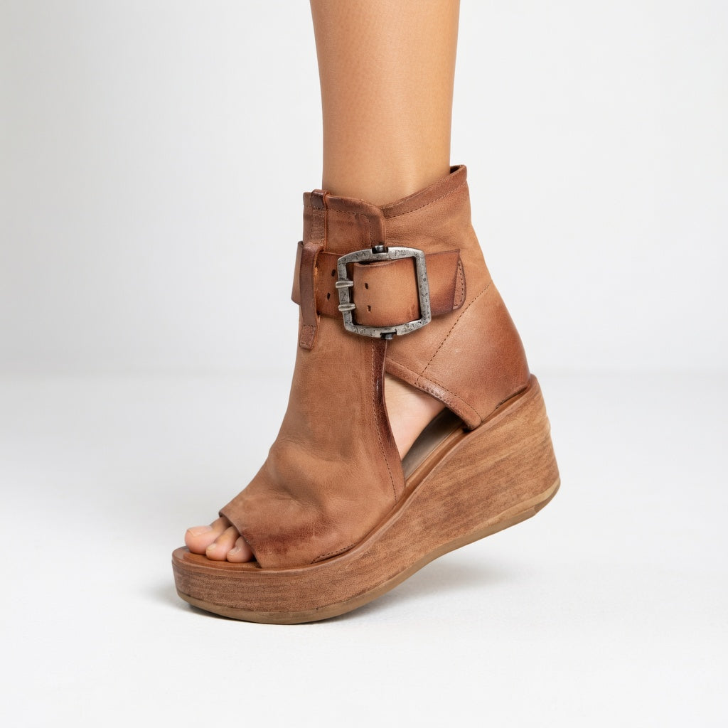Brown / 11