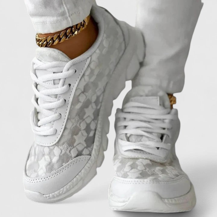 White / 11