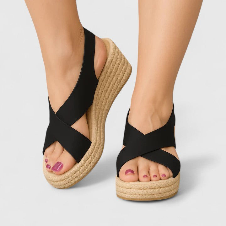 Black / 11