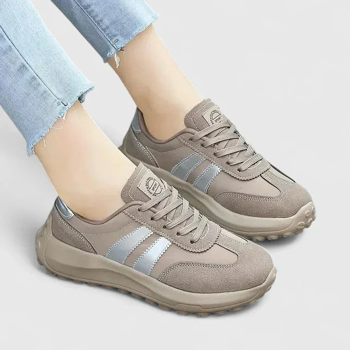 Gray / 11