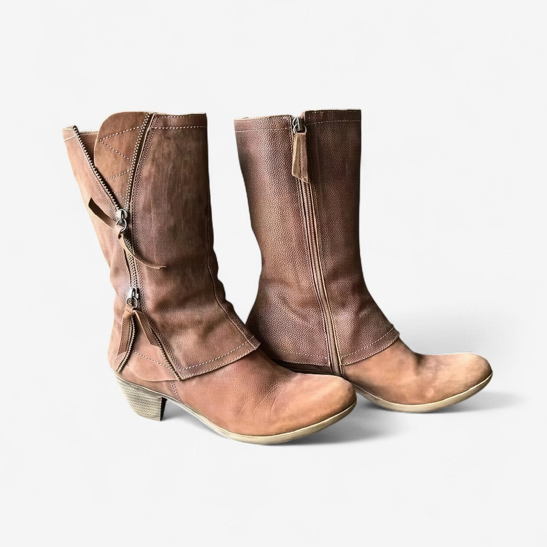 Brown / 11