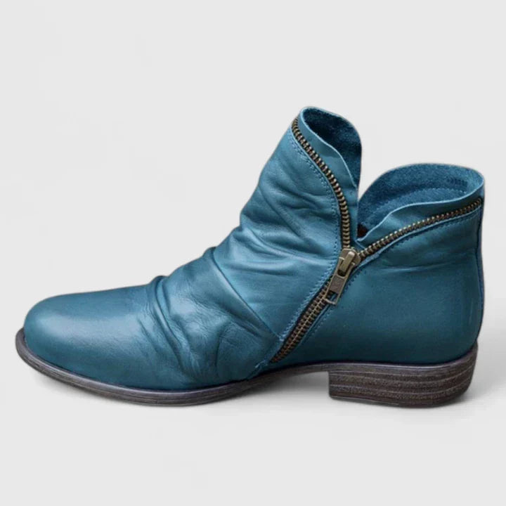 Blue / 11