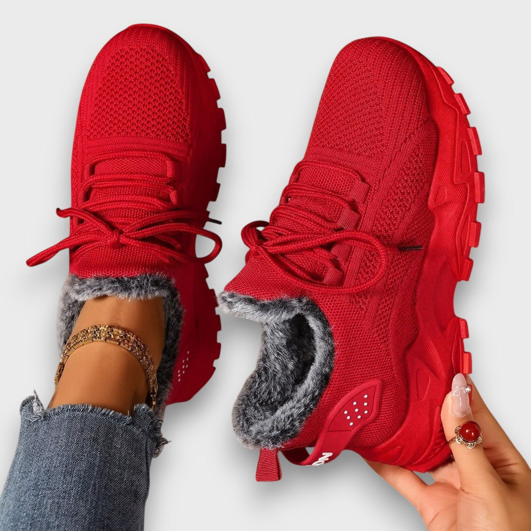 Red / 11