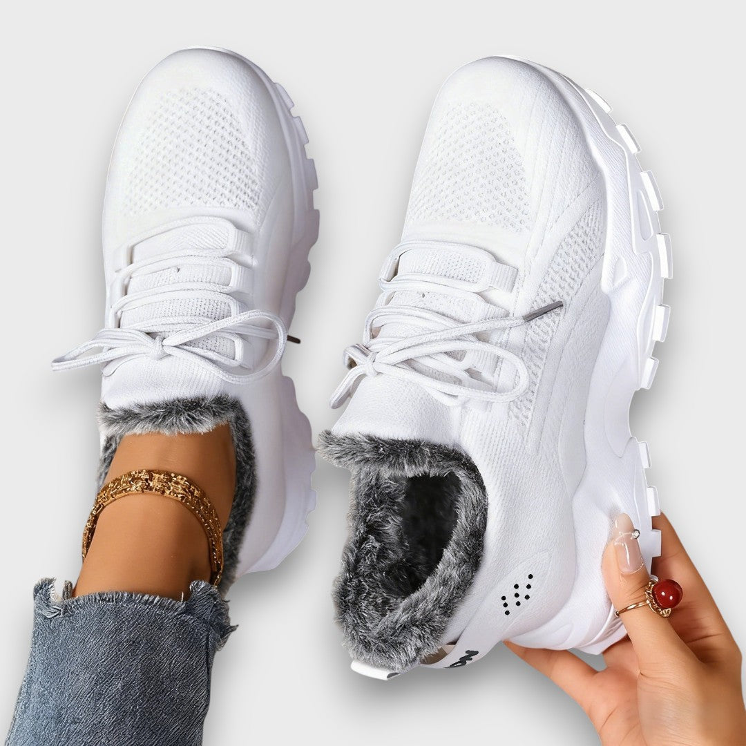 White / 11