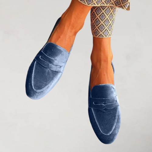 Blue / 11