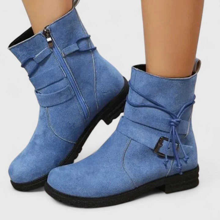 Blue / 11