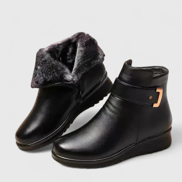 Black Black / 11