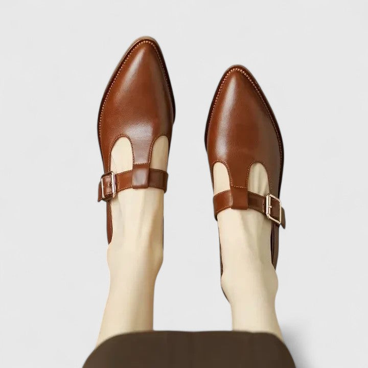 Brown / 11