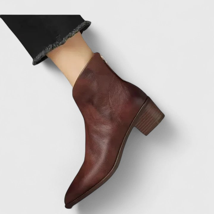 Dark Brown / 11