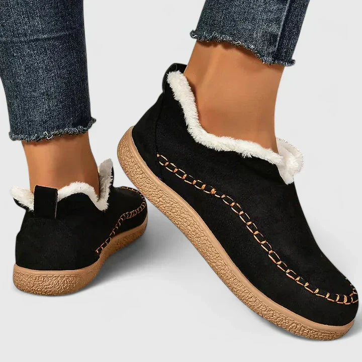 Black / 11