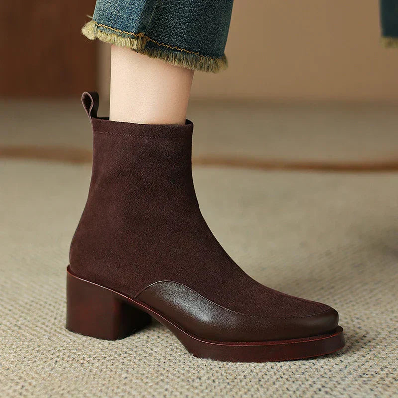 Brown / 11