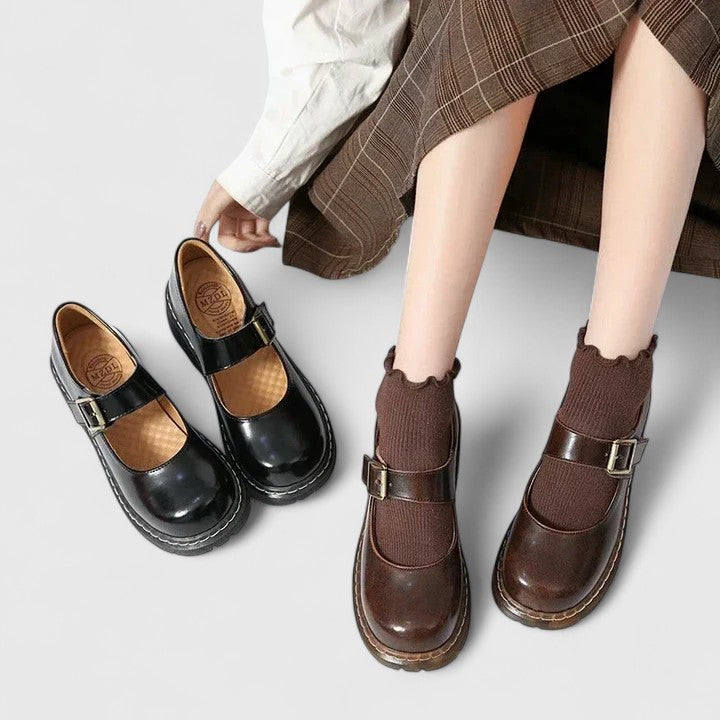 Brown / 11