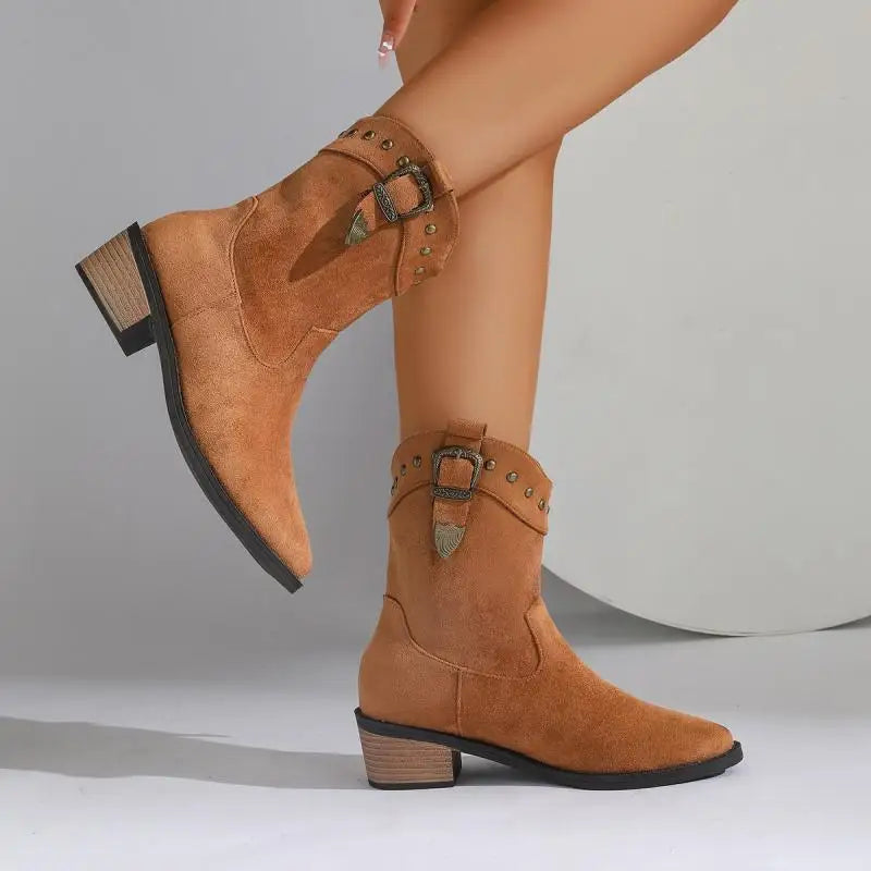 Brown / 11