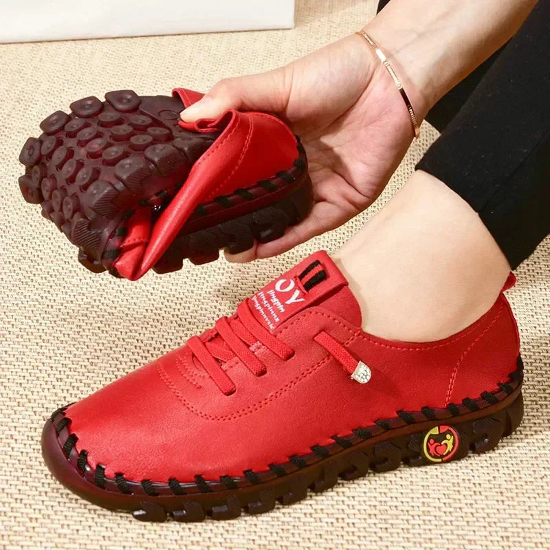 Red / 11
