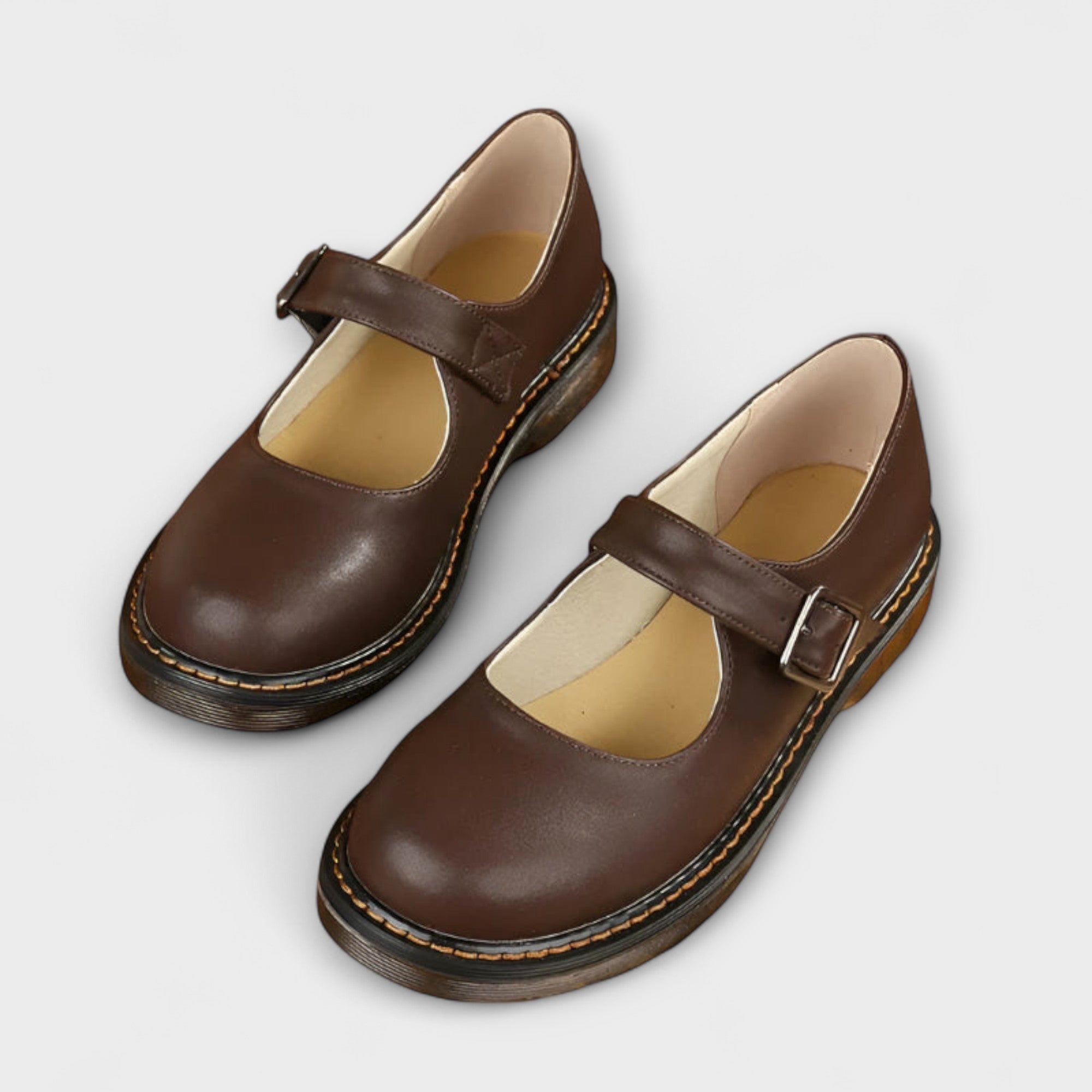 Brown / 11