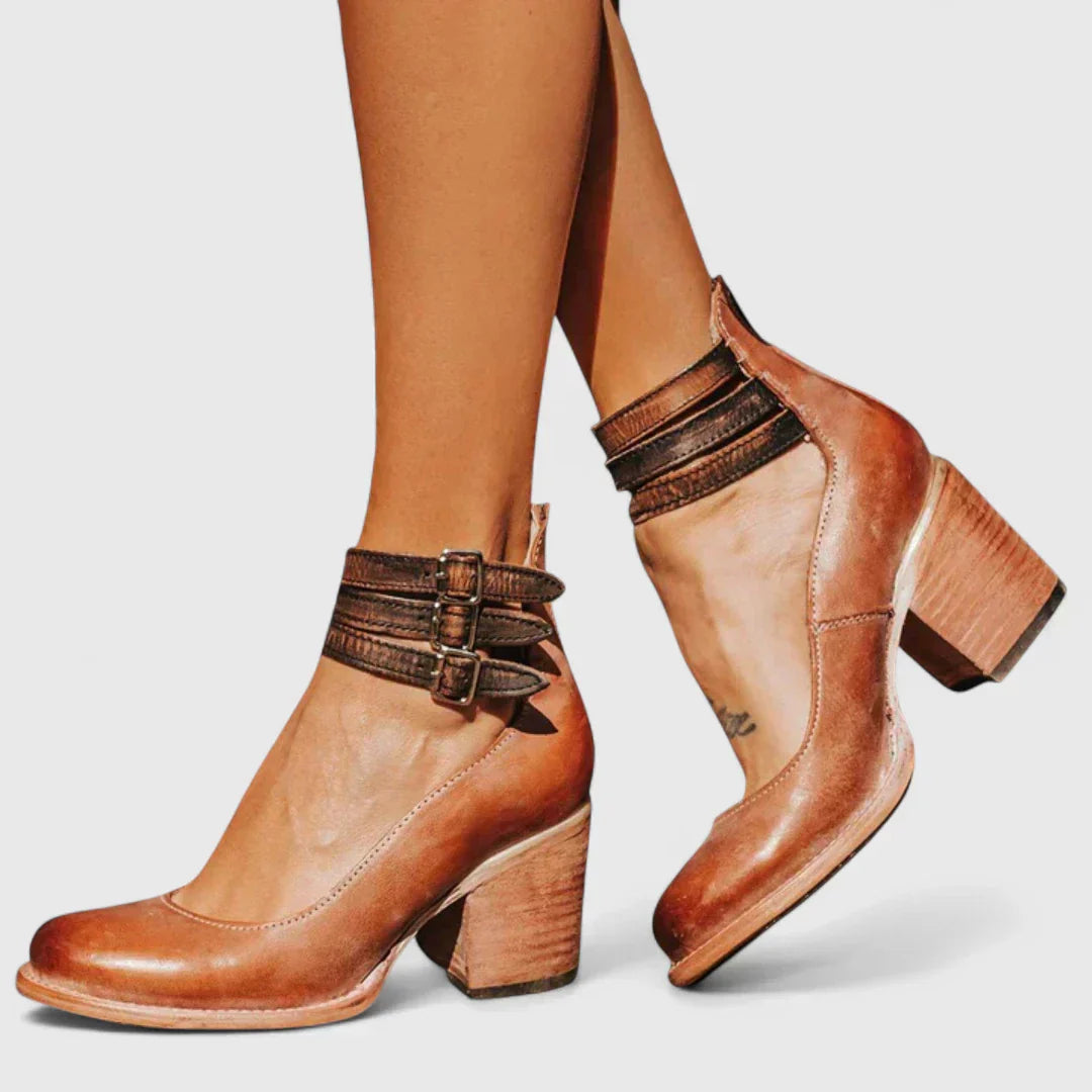 Brown / 11