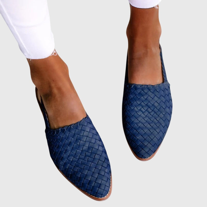 Blue / 11
