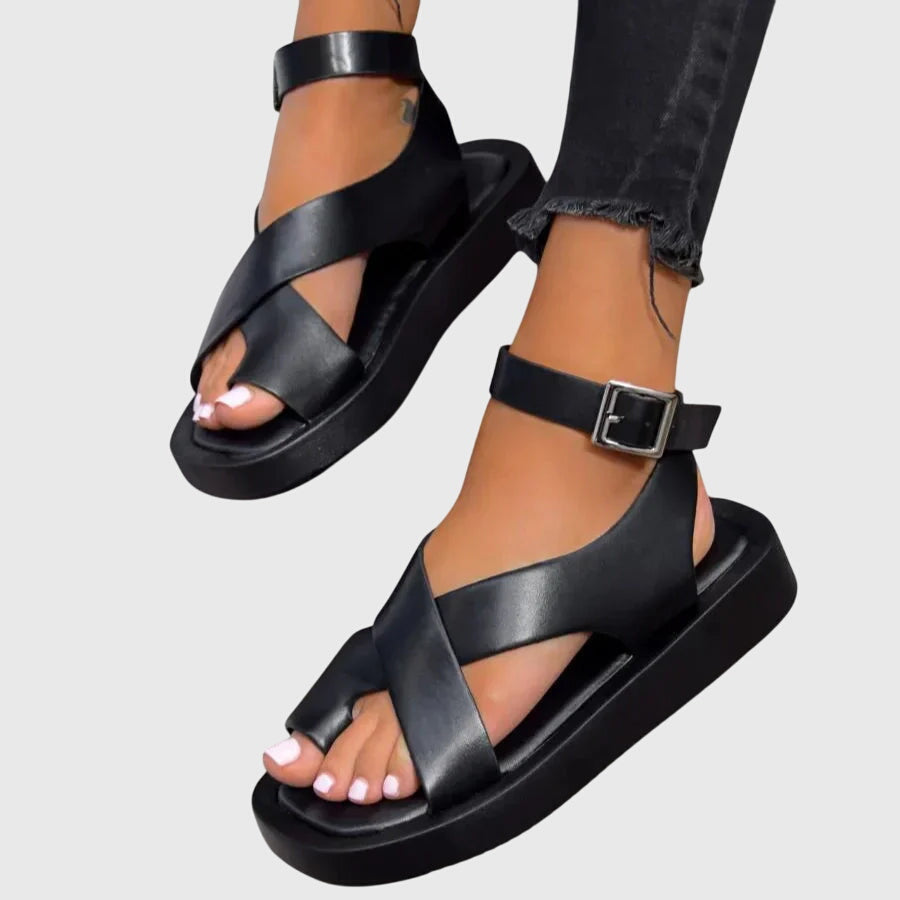Black / 11