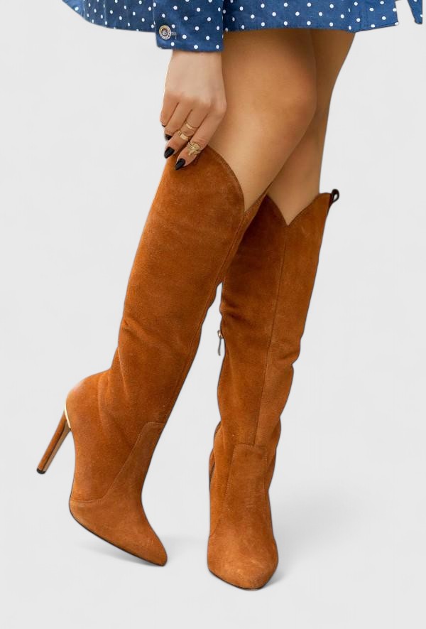 Brown Suede / 11