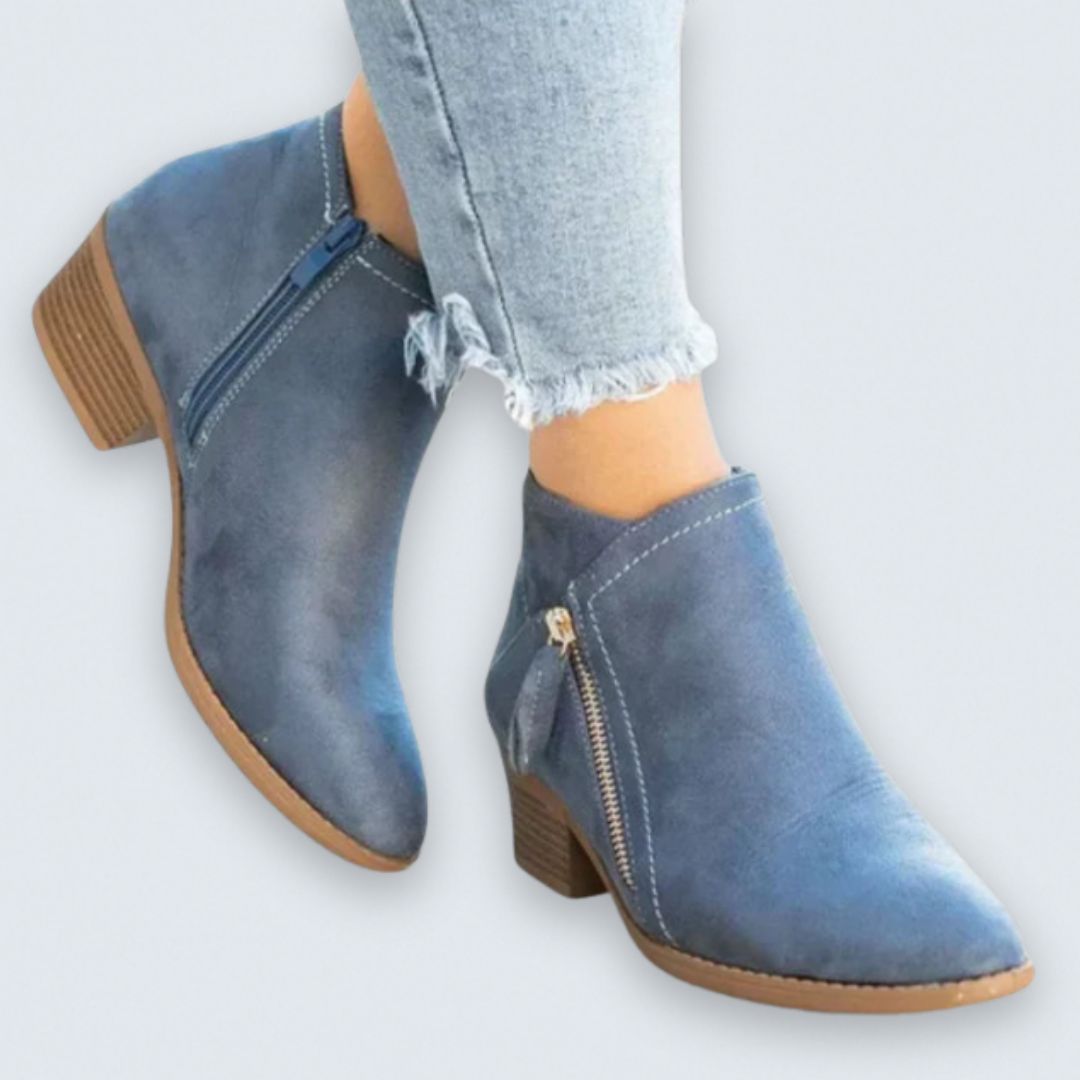 Blue / 11
