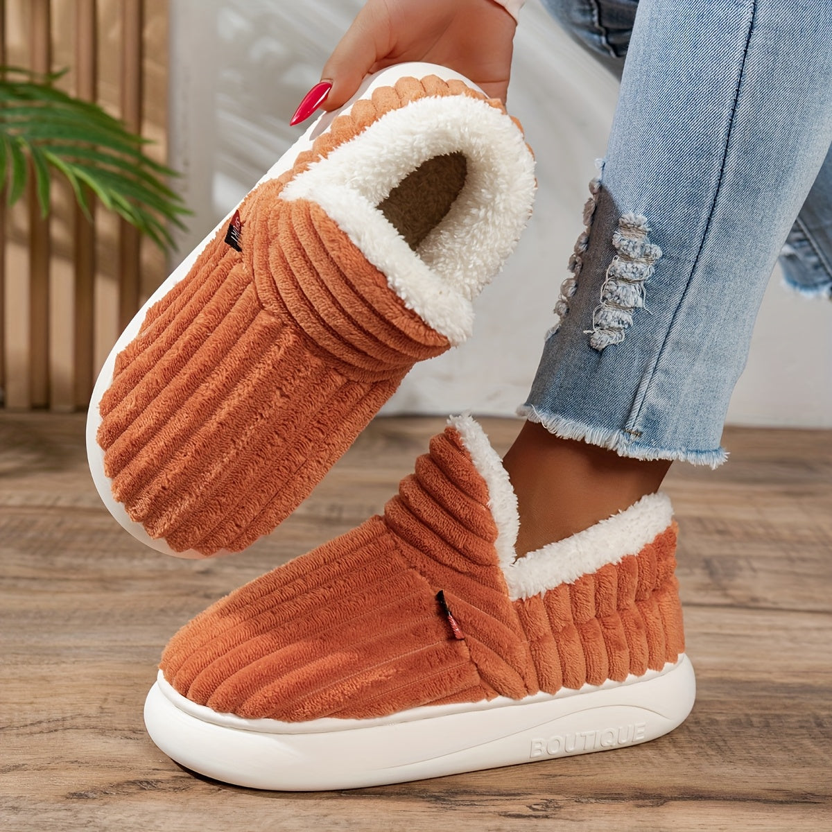 Orange / 11