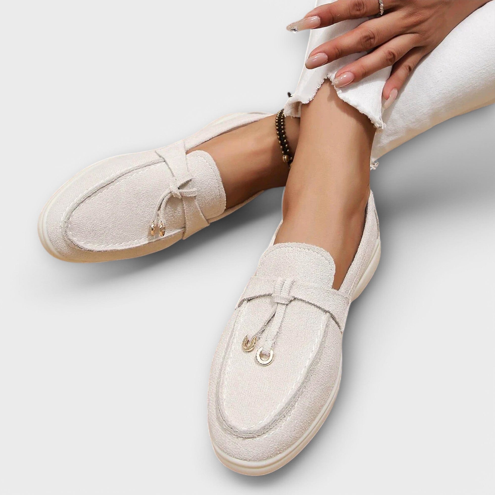 White / 11