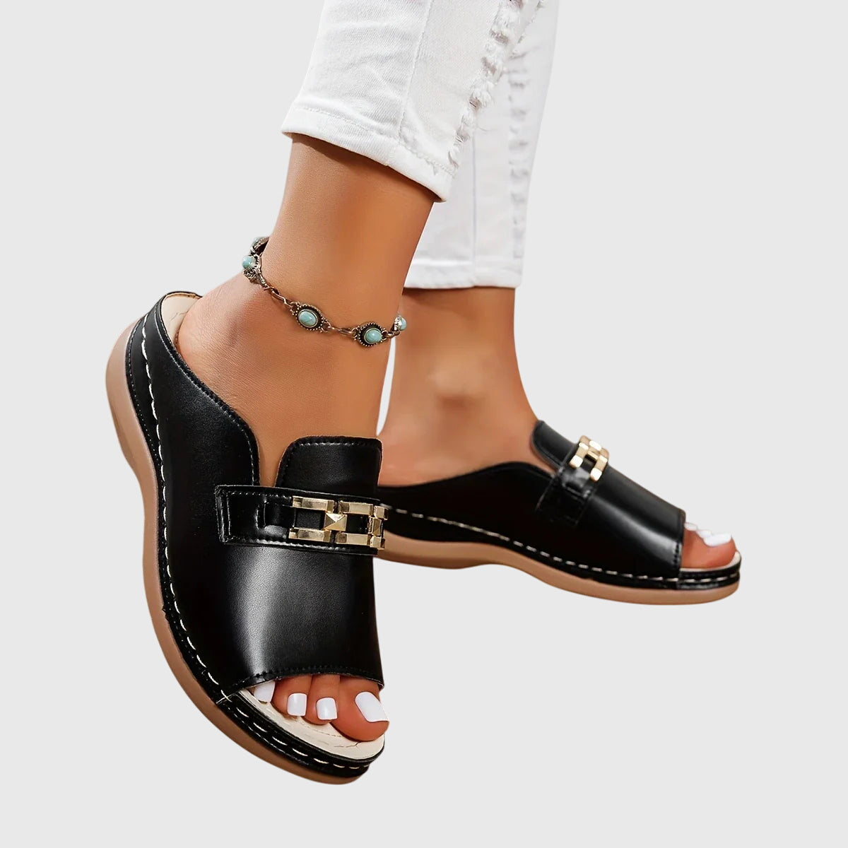 Black / 11