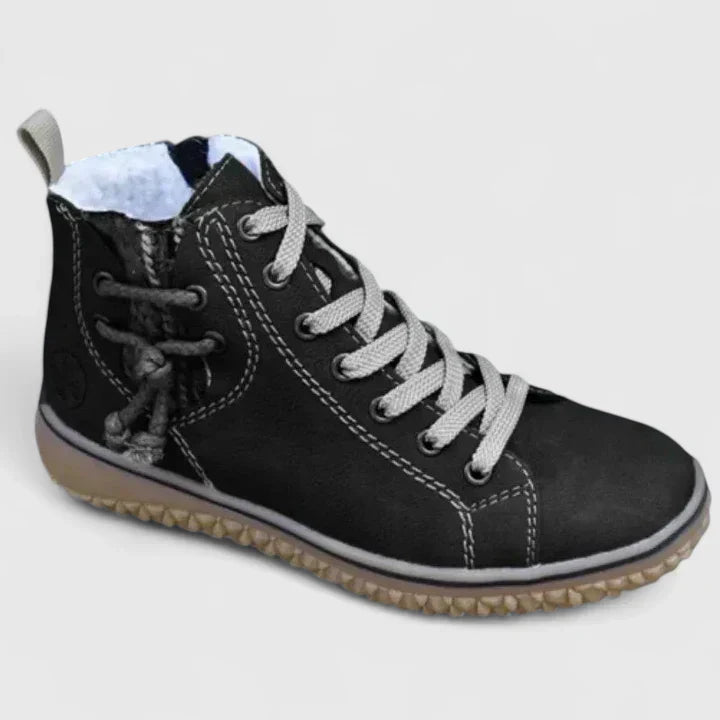 Black / 11