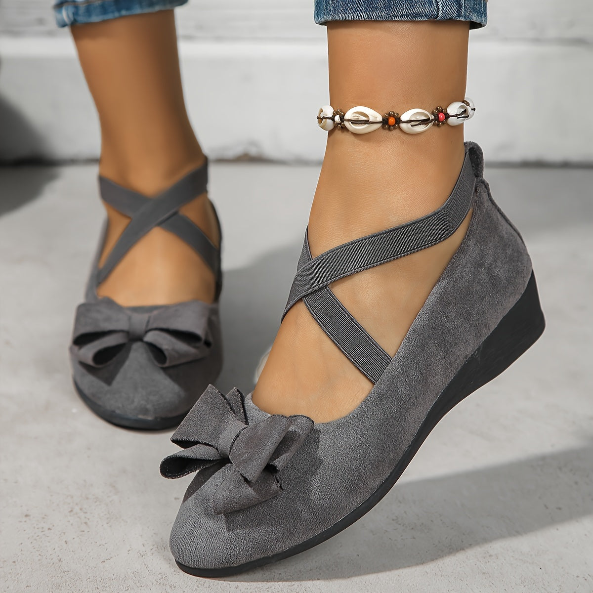Gray / 11