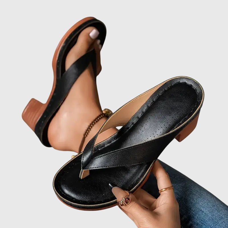 Black / 11