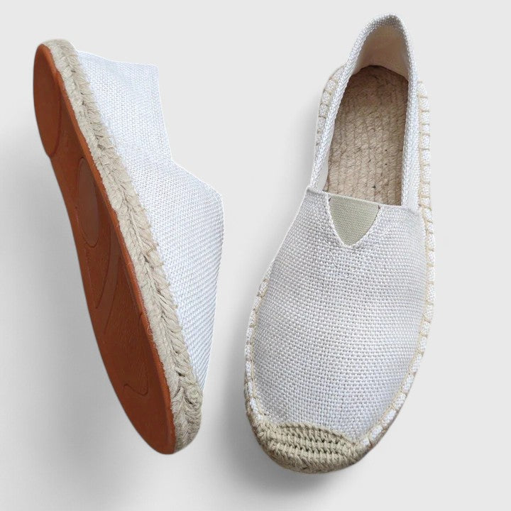 White / 11
