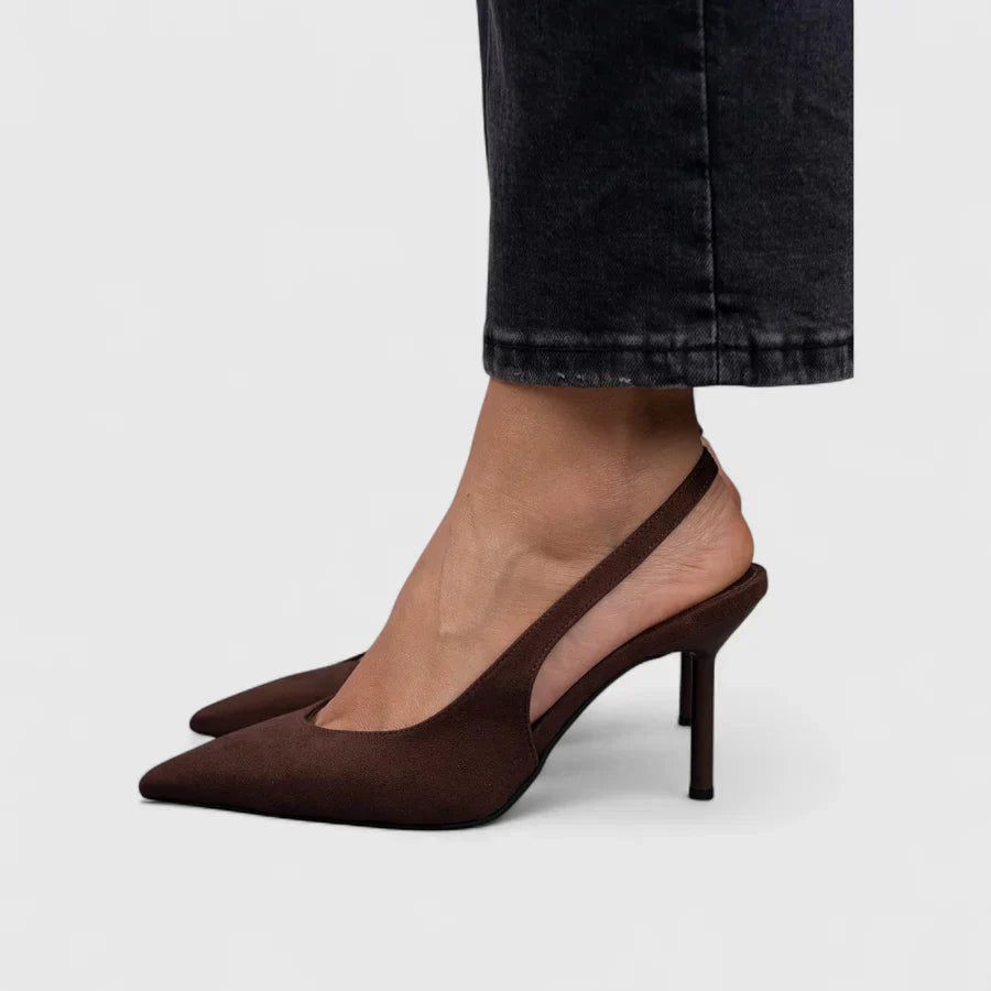 Brown / 11