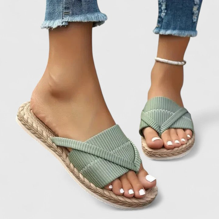 Mint Green / 11